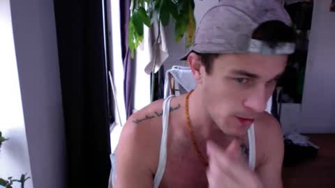 RossCollab online show from December 4, 1:33 pm