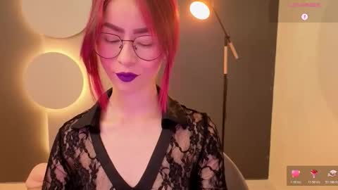 Miss Rosse online show from November 18, 1:36 pm