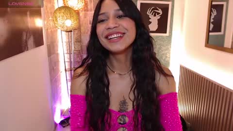 rosss_miaa3 online show from May 28, 11:14 pm