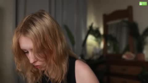 rosy_petal online show from September 18, 10:03 pm