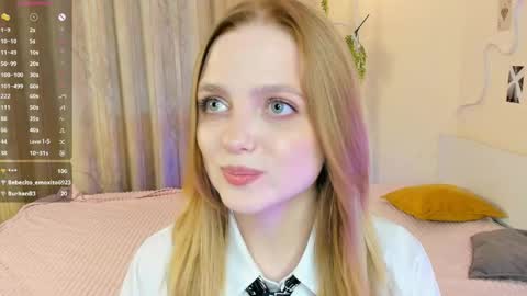 Im Luna online show from May 27, 1:57 am