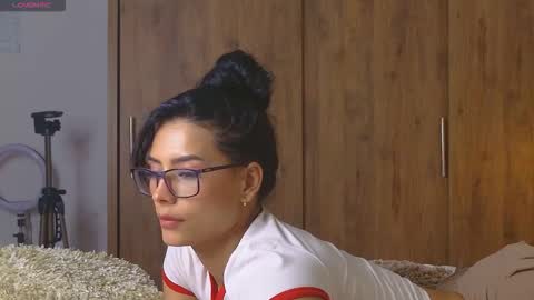 Rouse leon online show from December 17, 5:52 pm