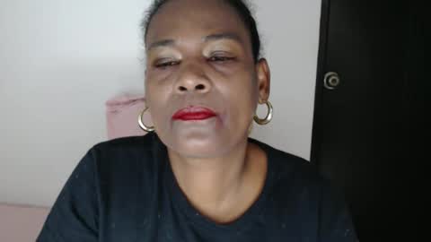 luxa online show from March 17, 7:30 pm