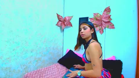 rousse_violet online show from January 29, 9:50 pm