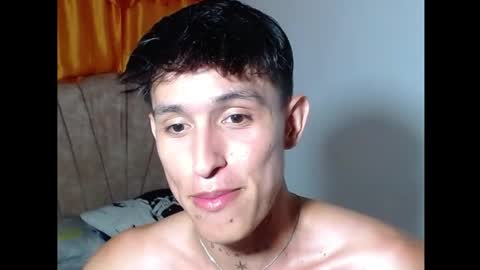 rowanboy23 online show from August 3, 2:57 am