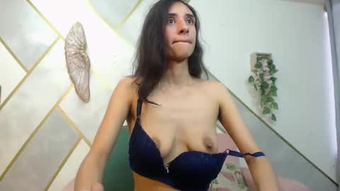   online show from November 7, 8:44 pm