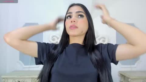 roxana_scott1 online show from October 14, 4:15 am