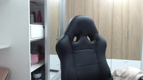 Snapshot of roxanalove7 chatting on February 14, 12:19 am Roxana online show from February 14, 12:19 am