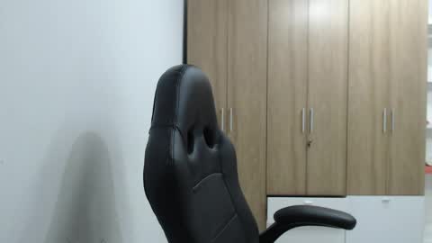 Roxana online show from May 31, 2:10 am