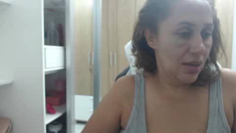 Snapshot of roxanalove7 chatting on February 24, 1:13 am Roxana online show from February 24, 1:13 am