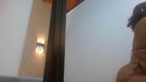 roxanerichie  online show from November 29, 8:05 pm