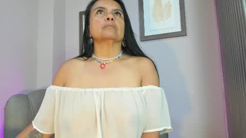  Roxanna  online show from July 14, 10:21 am