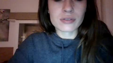 roxanne66 online show from December 21, 8:00 pm