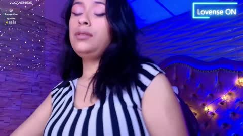 Snapshot of roxanne_han chatting on October 22, 11:34 am roxanne_han online show from October 22, 11:34 am