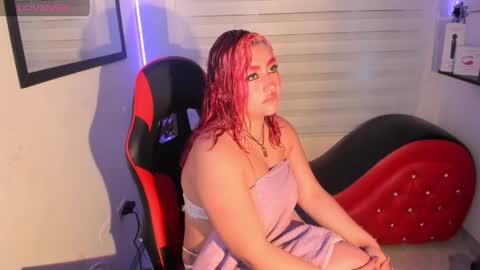 roxanne_morelli online show from April 23, 12:29 pm