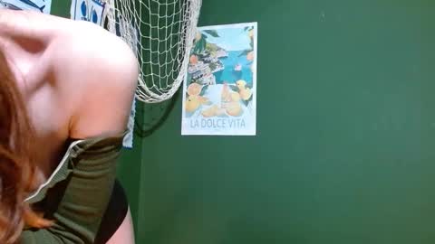 Roxie online show from October 2, 2:32 am