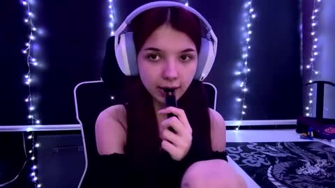 Hana online show from May 26, 4:13 pm