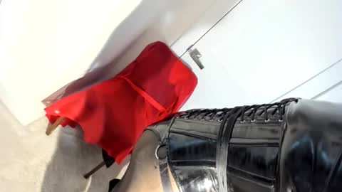 Roxy online show from October 26, 2:45 am