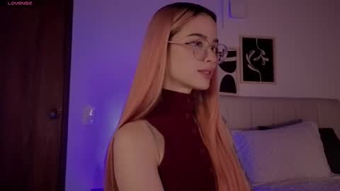 Roxxy online show from February 6, 10:56 pm