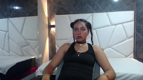 Roxxy  online show from March 23, 1:32 am