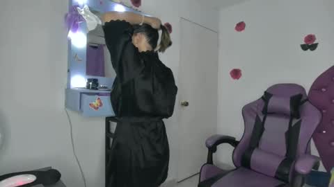 Roxy online show from May 11, 4:52 am