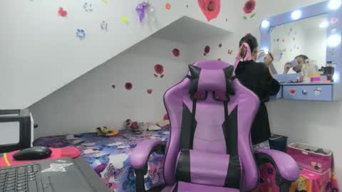 Roxy online show from October 24, 4:02 am