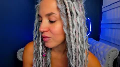 Roxy online show from September 16, 2:02 am