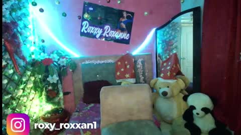 - online show from December 7, 1:35 pm