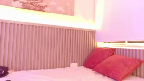 Snapshot of roxy_stone1 chatting on September 22, 8:35 pm roxy_stone1 online show from September 22, 8:35 pm