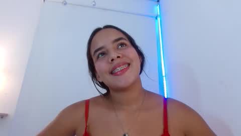 Snapshot of roxy_stone1 chatting on September 25, 11:12 pm roxy_stone1 online show from September 25, 11:12 pm