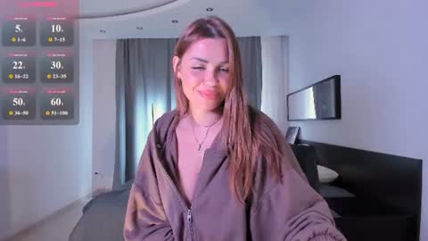 Roxy follow me online show from July 7, 11:58 am