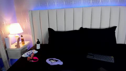 Rox online show from March 1, 11:42 pm