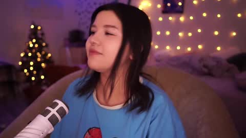 roxysuh online show from February 27, 10:11 am