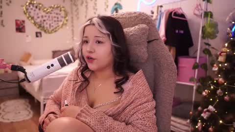 roxysuh online show from January 11, 9:26 am