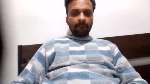 roy018 online show from August 4, 7:37 am