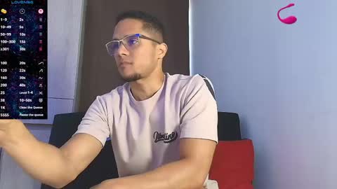 ANTONIO online show from April 17, 9:50 pm