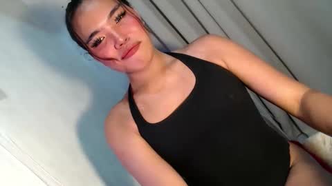 royaltymarcela6969 online show from January 15, 1:25 am