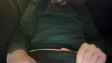 roythegil online show from December 14, 11:45 pm