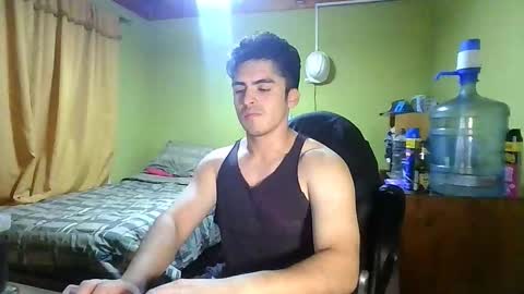 rpaulo25 online show from February 15, 3:42 am