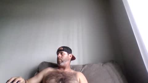 rubbingoneout714 online show from May 11, 5:54 pm