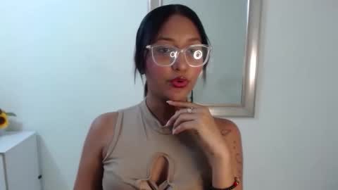 rubi_diamondk online show from April 8, 8:01 pm