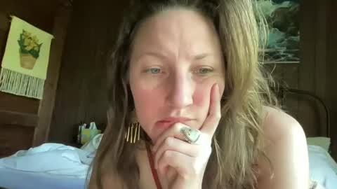 rubywavesback online show from May 17, 7:45 pm
