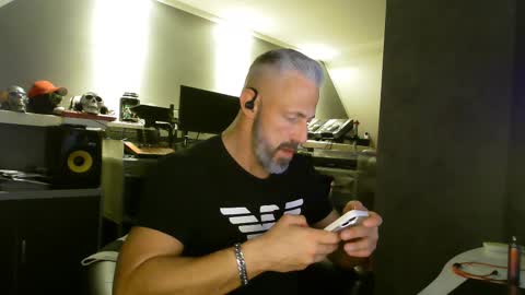 Chico que rico Caliente online show from February 14, 11:21 am