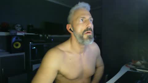 Chico que rico Caliente online show from March 5, 10:55 am