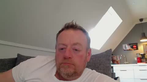 Snapshot of runepetter chatting on October 27, 10:15 am bignorwegian online show from October 27, 10:15 am