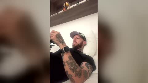 russo_fox online show from May 27, 2:52 am