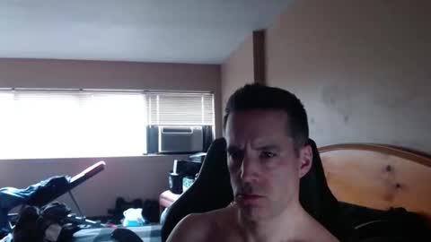 rustic_cuse_777 online show from March 21, 7:51 pm