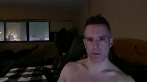 rustic_cuse_777 online show from January 7, 6:18 am