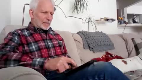 Rusty online show from February 19, 7:37 pm