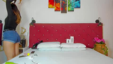 Ruth online show from March 10, 12:42 pm